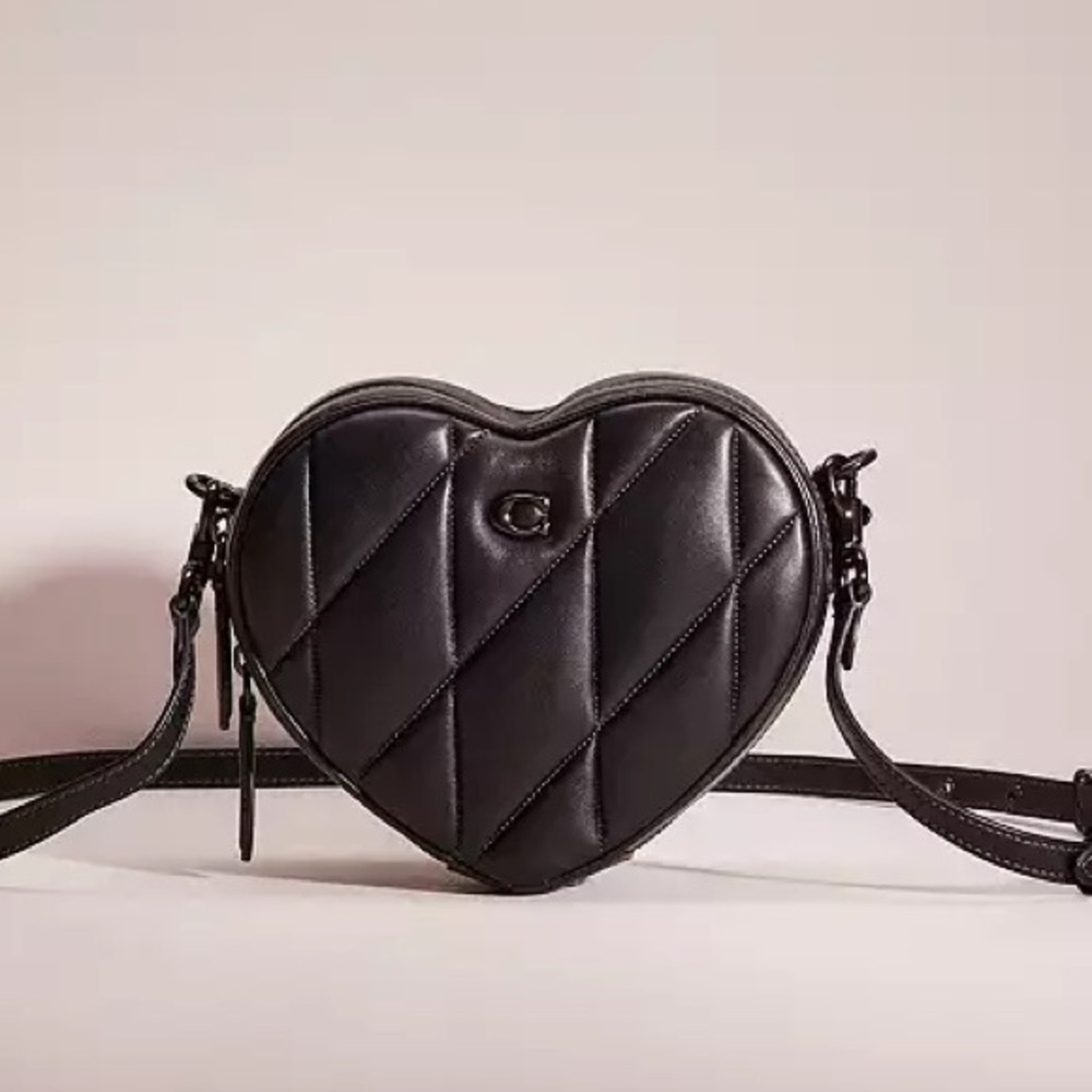 Coach Heart Crossbody Bag With Quilting Black NWOT - Picture 10 of 17